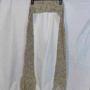 Knit scarf 